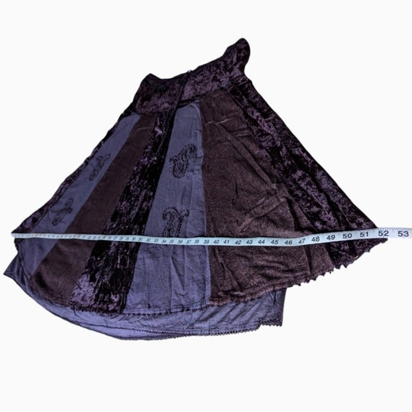 Vtg Boho Velvet Skirt Gypsy Cosplay Raaga Patchwork Embroidered OS Purple Brown - Picture 14 of 14